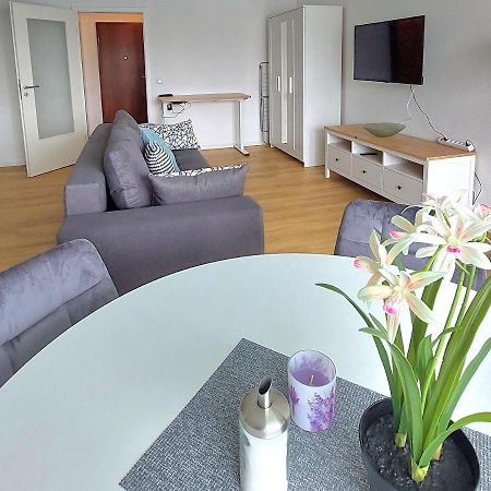 Moderne Wohnung Mit Vollausstattung In Ruhiger Lage, W-Lan Grossrohrsdorf Kültér fotó