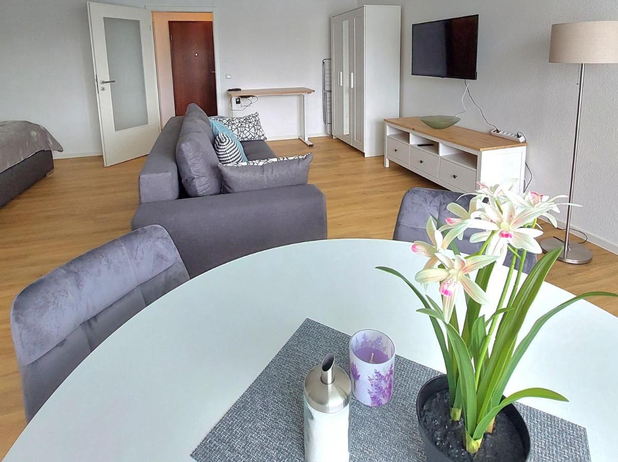 Moderne Wohnung Mit Vollausstattung In Ruhiger Lage, W-Lan Grossrohrsdorf Kültér fotó